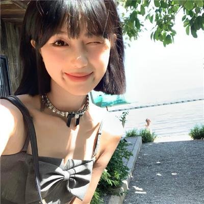 大洋之间的灯光